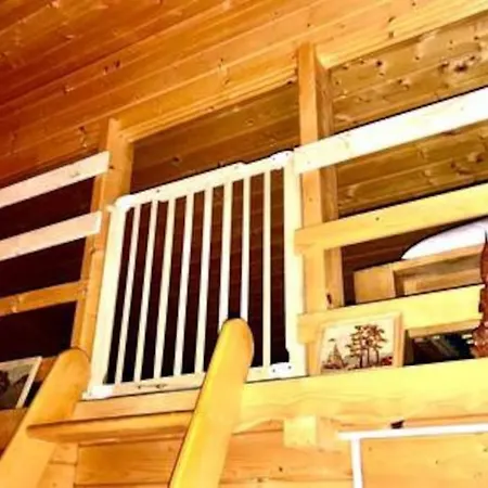 펜션 Partners Haus Clemens - Gemuetliches Holzhaus Mit Grundstueck Nahe Badesee