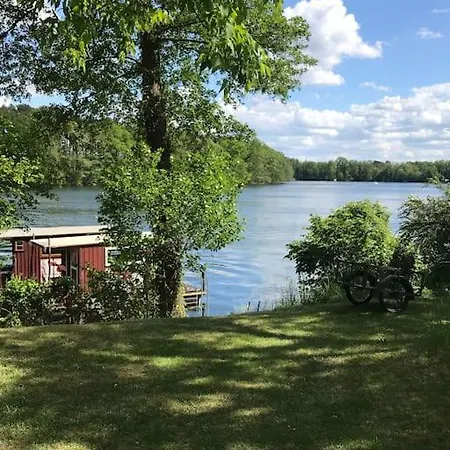 Partners Haus Clemens - Gemuetliches Holzhaus Mit Grundstueck Nahe Badesee 코니그스부슈터하우젠